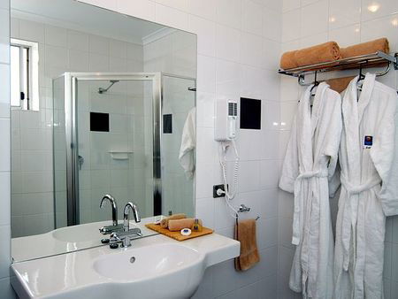 Comfort Inn On Raglan - Sydney 4u 2