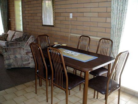 Aaden Holiday Apartments - Sydney 4u 2
