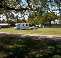 Sale Showground Caravan and Motorhome Park - Sydney 4u