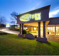 Century Inn Traralgon - Sydney 4u