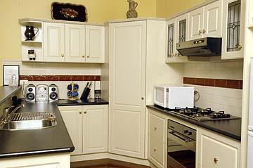 Warrnambools No 1 Luxury Apartment - Sydney 4u 0