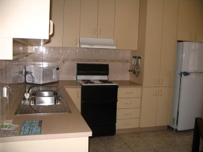 Lakes Entrance Holiday Units - Sydney 4u 3