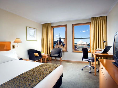 Holiday Inn Old Sydney - Accommodation Sydney 1