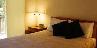 Sanctuary Lake Apartments - Sydney 4u 1