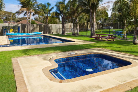 Carrum Downs Holiday Park - Sydney 4u 6
