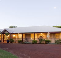 Toby Inlet Bed  Breakfast - Sydney 4u