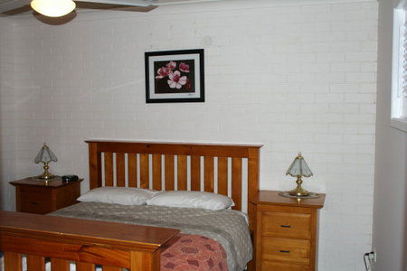 Bargara Beachfront Holiday Apartments - Sydney 4u 2