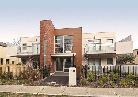 Accommodate Canberra - Sydney 4u 3