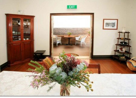 The Bank Guest House & Tellers Restaurant - Sydney 4u 4