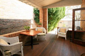 The Bank Guest House & Tellers Restaurant - Sydney 4u 5