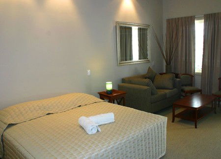 Wynnum West QLD Sydney 4u