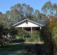 Mansfield Spa Retreat - Sydney 4u