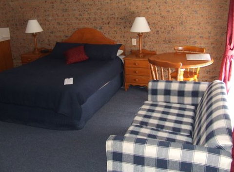 Swaggers Motor Inn, Yass - Sydney 4u 3