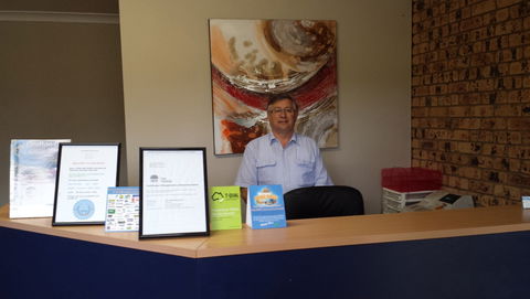 AA Hilldrop Motor Inn - Accommodation Sydney 2
