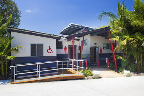 Lakeside Resort Forster - Sydney 4u 3
