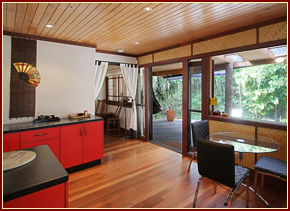 Absolute Beachfront Bamboo Hideaway - Sydney 4u 1