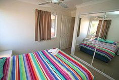 Aaah 2 @ Byron - Sydney 4u 3