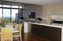 Beach House 4 @ Vue - Accommodation Sydney 0
