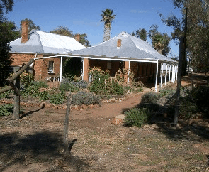 Avondale Discovery Farm - Sydney 4u
