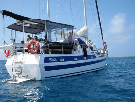 Coral Sea Dreaming Dive And Sail - Sydney 4u 3