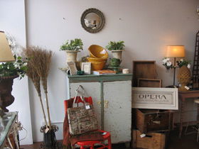 SavvyShopTours - Accommodation Sydney 0