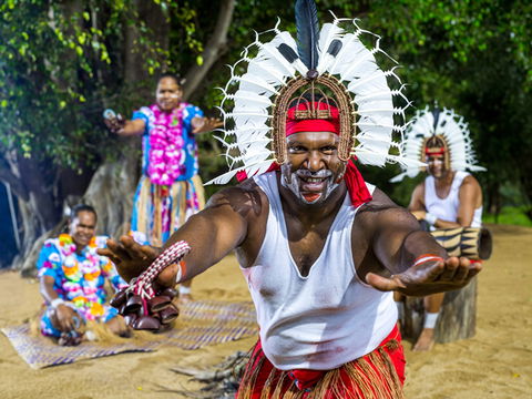 Tjapukai Aboriginal Cultural Park - Sydney 4u 1