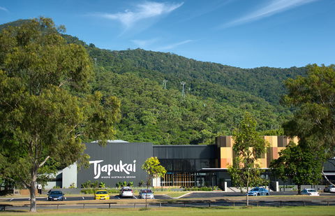 Tjapukai Aboriginal Cultural Park - Sydney 4u 3