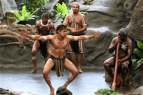 Tjapukai Aboriginal Cultural Park - Sydney 4u 6