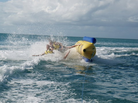 Aquavue Cafe Watersports - Sydney Resort 9