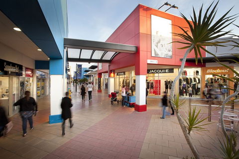 Harbour Town Adelaide - Sydney Resort 3