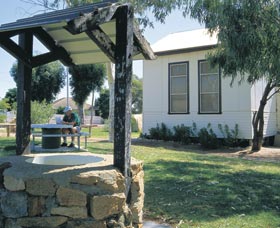 Goomalling Museum - Sydney 4u 0