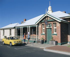 Old Court House Complex - Accommodation Sydney 0