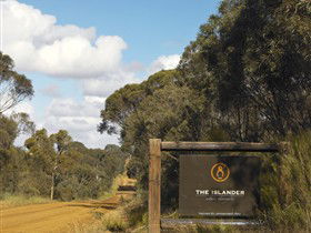 The Islander Estate Vineyards Pty Ltd - Sydney 4u 0