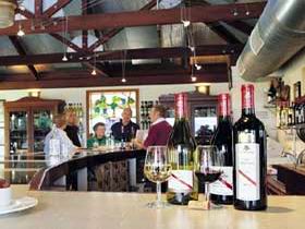 D'Arenberg Vineyard And Winery - Accommodation Sydney 0
