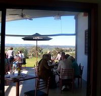 Tenafeate Creek Wines - Accommodation Sydney