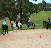 Megan Jones Riding School and Trail Rides - Sydney Resort