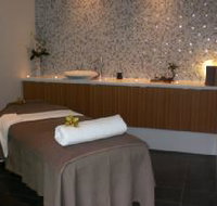 Spa on Brougham - Accommodation Sydney