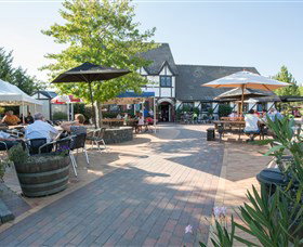 George Harcourt Inn - Accommodation Sydney 0