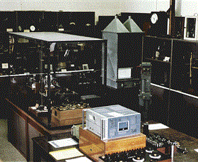 UQ Physics Museum - Accommodation Sydney