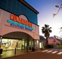 Runaway Bay Shopping Village - Accommodation Sydney