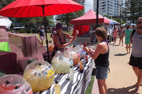 Coolangatta Beachfront Markets - Accommodation Sydney 4