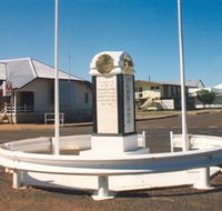 Cloncurry War Memorial - Sydney 4u