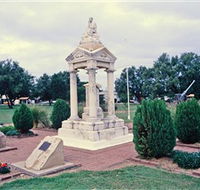 Weeping Mother Memorial - Sydney 4u