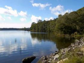 Lake Paluma - Sydney 4u 0