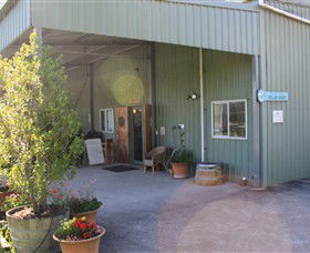 Lyre Bird Hill Winery & Guest House - Sydney 4u 0