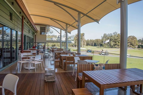 Club Catalina - Accommodation Sydney 3
