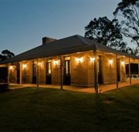 Pokolbin Estate Vineyard - Sydney 4u