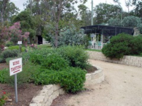 Holland Wines - Accommodation Sydney 4