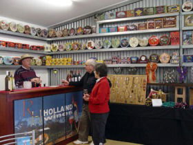 Holland Wines - Accommodation Sydney 2