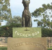 The Dog on the Tucker Box - Accommodation Sydney